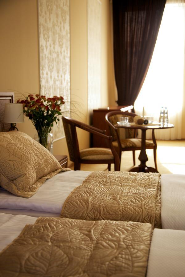Dioskuria Hotel Σουχούμι Εξωτερικό φωτογραφία